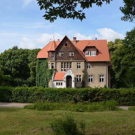 Palac Mysliwski Orle Solutions Мирославець Екстер'єр фото